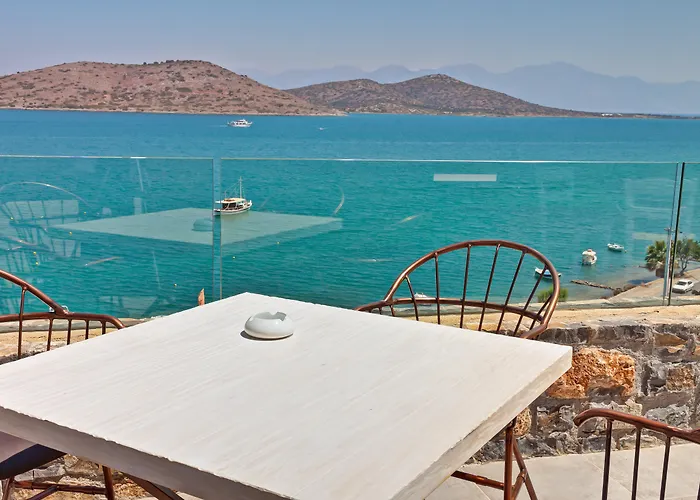 Royal Marmin Bay Boutique & Art Hotel (Adults Only)